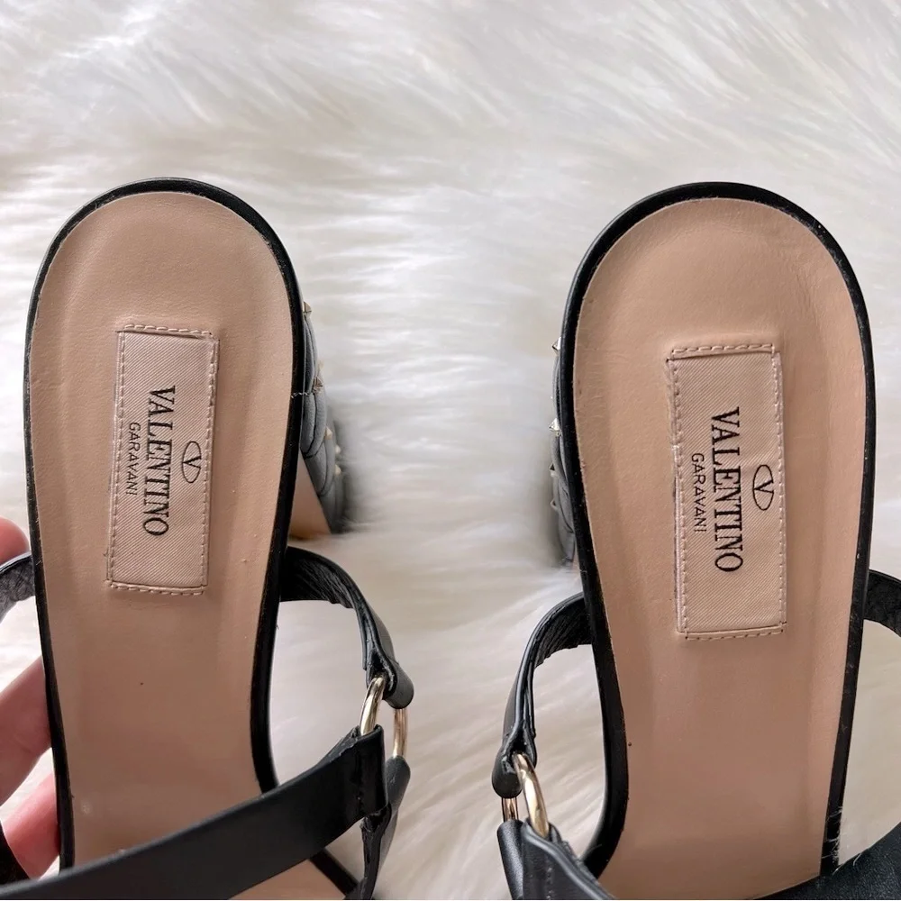 Valentino Garavani Rockstud Quilted City Block Heel Sandal EU 40.5 - Picture 9 of 11